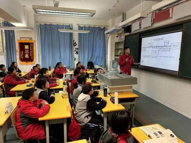 历史永不忘 吾辈当自强——西安市第二十六中学“名校+”共同体举办纪念西安事变88周年系列爱国主义教育活动