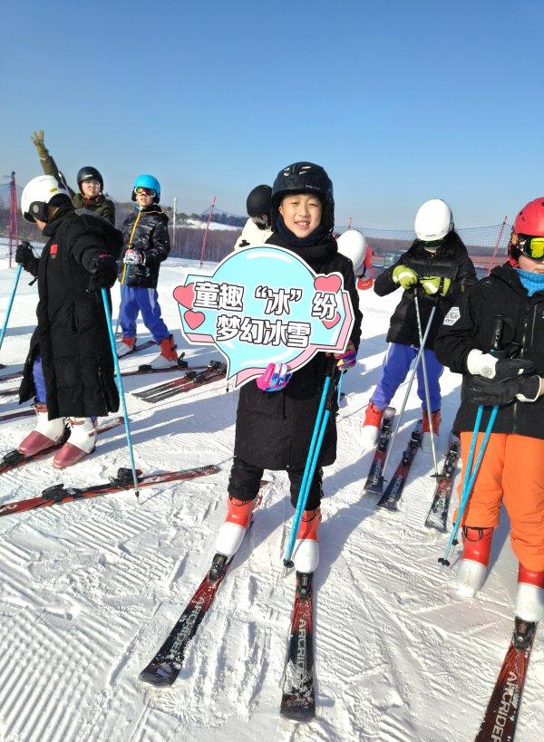 慧仁学校：大力推进冰雪运动进校园 引领更多学生参与冰雪活动