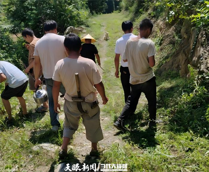 干群连心“路”形成记 | 黔南独山百泉镇巴台村后山组便民路通车纪实