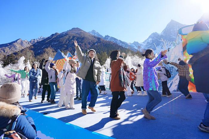 泡温泉、玩冰雪、品美食，理县县长邀你来冬游丨冬游四川