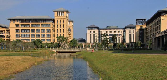 内地生去澳门大学读本科只能走高考这条路了