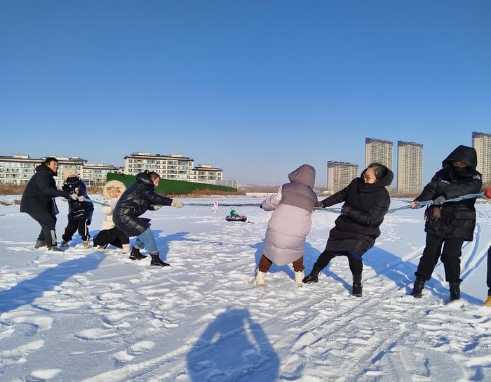 相约哈尔滨 逐梦亚冬会丨社区工作者乐享趣味运动会激情迎亚冬