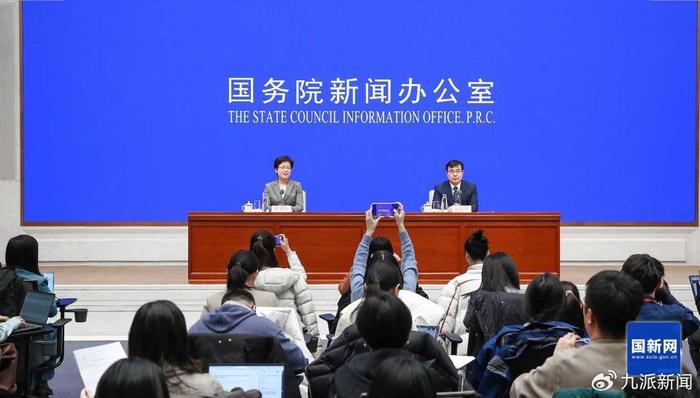 国家统计局答九派新闻：2024年全国粮食亩产达394.7公斤