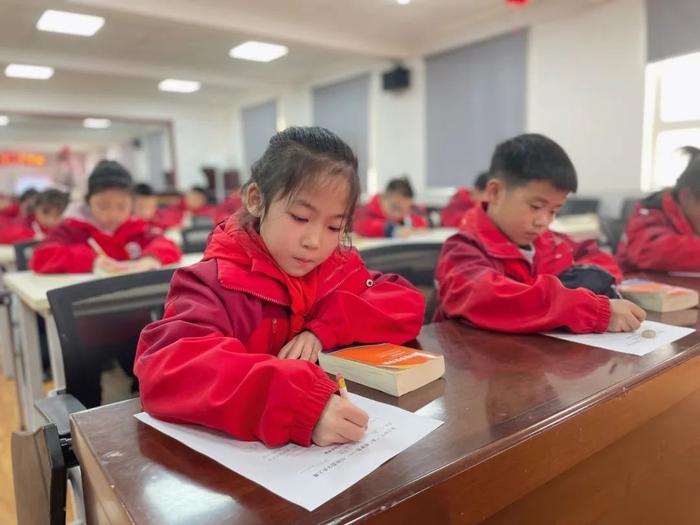 沣东新城阿房宫小学开展小学语文学科语文特色活动