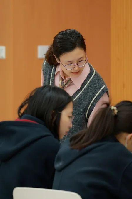 上海市实验学校东滩高级中学招聘一批教师