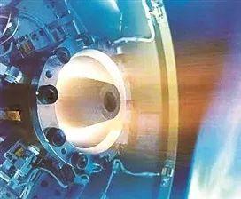 世界首台液体燃料爆震发动机测试成功