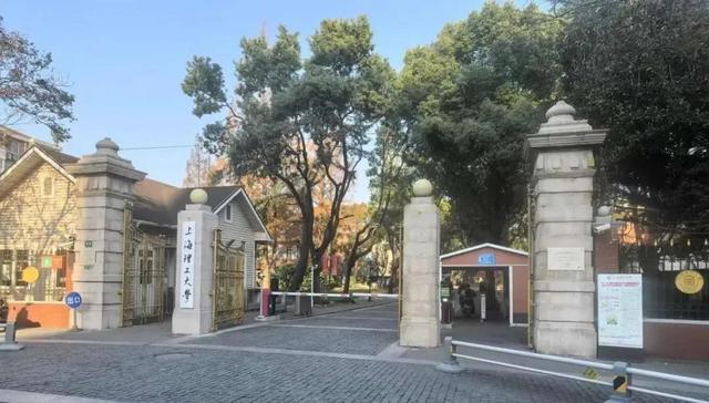 在杨浦这座百年大学，探寻历史建筑的前世今生