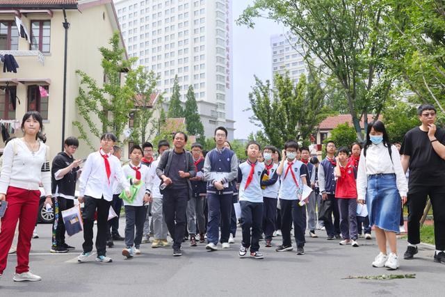 这个教育集团贯通小初高，提质扩优，联合培育学生科创素养