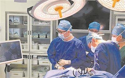 《自然》:2025年值得关注的科学事件 中国计划测试脑机接口技术入选