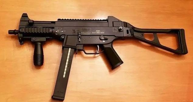 UMP45冲锋枪。资料图片