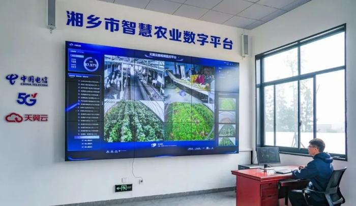 中国电信科技助农 绘就“春耕画卷”