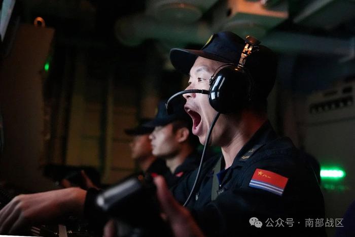 ▲下达口令