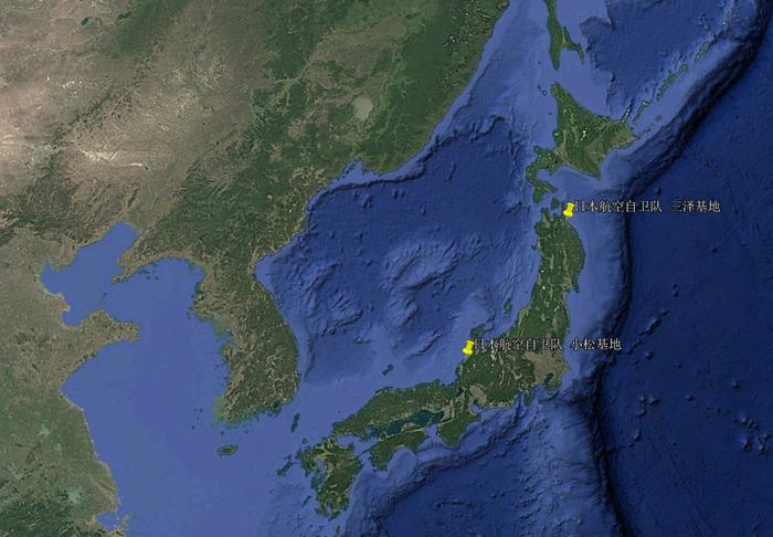 已经装备F-35A战机的三泽基地和此次新装备F-35的小松基地位置示意图