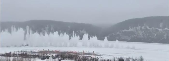 兵器工业集团“破冰行动”守护祖国最北河流安全