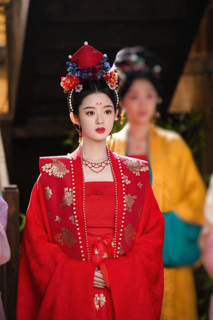 黄杨钿甜在《五福临门》中饰演“乐善”