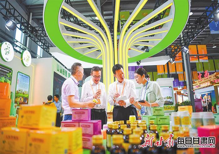 第四届中国(甘肃)中医药产业博览会现场。新甘肃·甘肃日报记者 冯乐凯 (本文图片均为资料图)