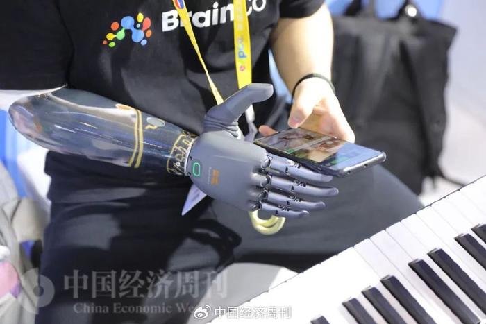 本刊首席摄影记者 肖翊 | 摄