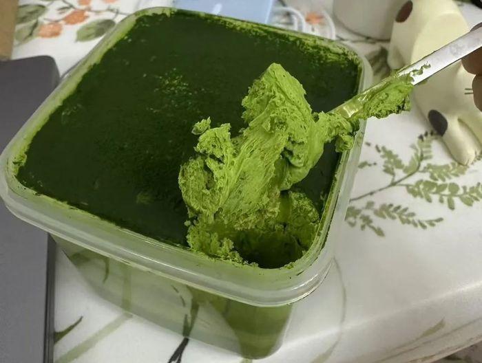 这次周琪团购到的抹茶盒子是更高级的“苦抹”。图 / 讲述者提供