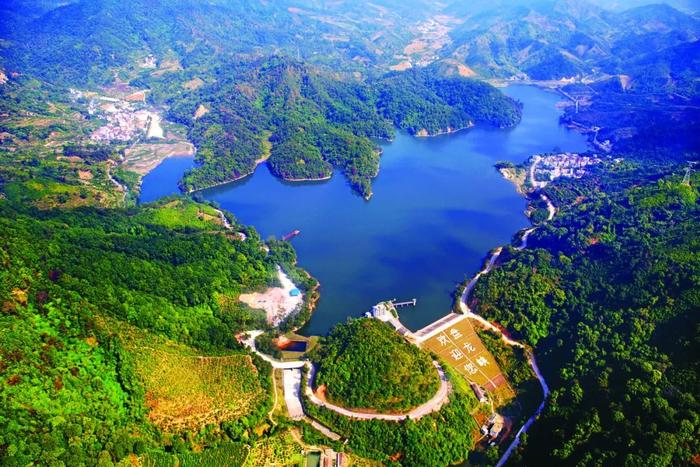 △盘龙峡生态旅游景区 图源 德庆县地方志办