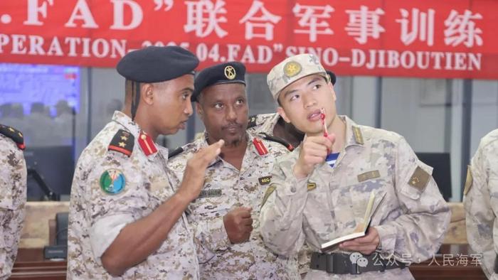 ▲前期双方进行沙盘推演