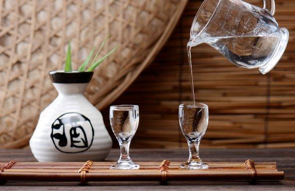“年度增长KPI”正从白酒企业年报消失?解码头部酒企年报“隐藏信号”