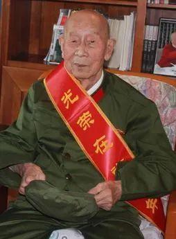 百岁老红军王均逝世,捐献遗体