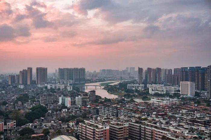 这条高铁大环线,终于来了