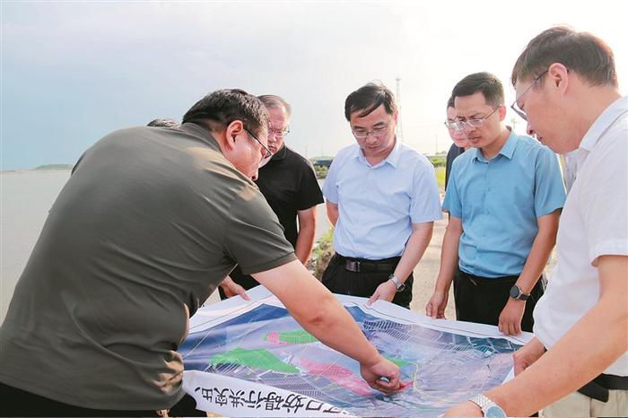 同向发力筑牢防汛抗旱堤坝