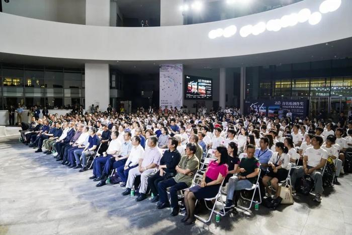 "何以为家"——2025年许钦松创作奖全国总评选优秀作品展在穗开幕