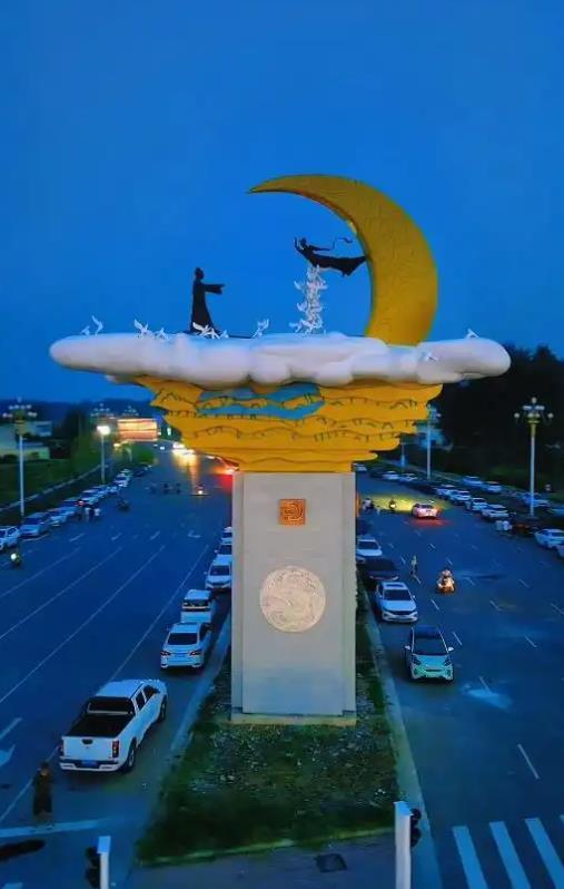 715万元的牛郎织女雕塑,调查近两年为何还没结果