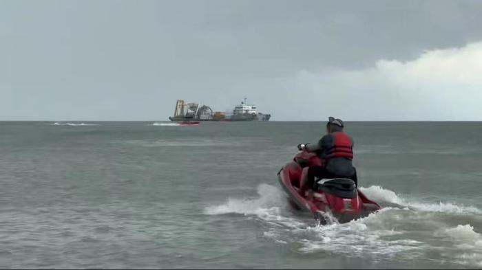 广西北海通报“摩托艇与快艇相撞两人身亡” 同行游客:上艇约一分钟就出事了