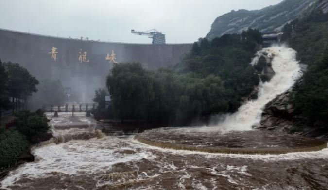 北京9座水库泄流中,包括密云水库!352条山洪沟道全封闭