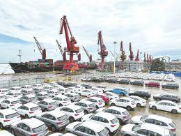 前7月我国汽车产销量均超1800万辆 新能源汽车渗透率已升至45%