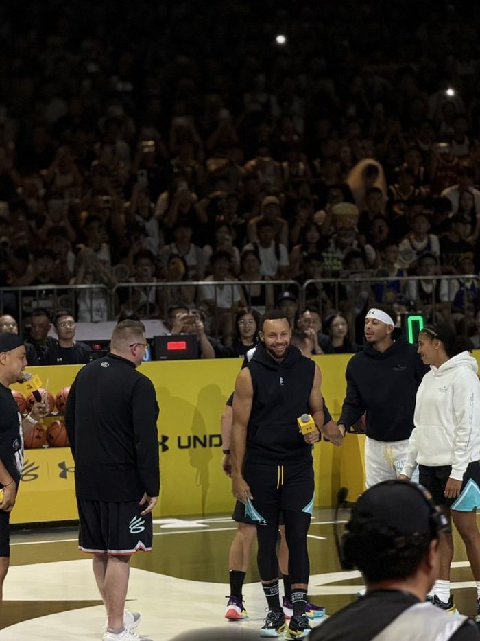 库里训练营day3：沉浸式体验库里的赛前热身准备过程