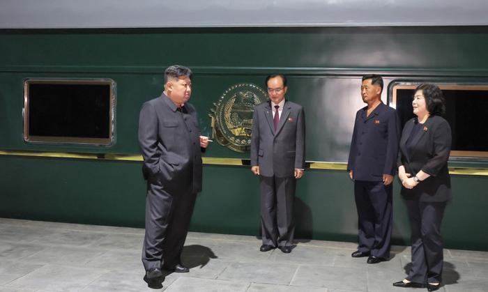 金正恩时隔6年再访华,崔善姬等陪同