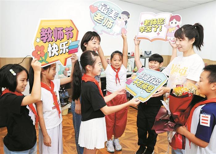 画里有话丨以初心筑梦 以使命育人