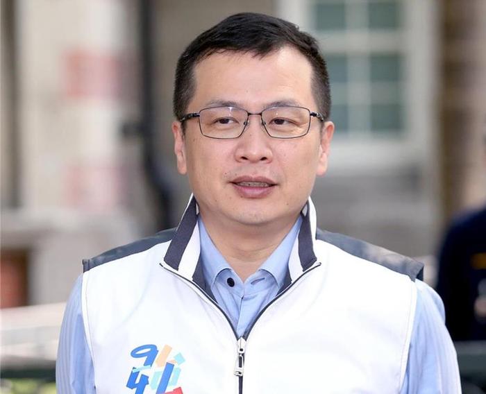 台媒：美单方面宣布将与台达成“重大协议”，蓝营民代讽赖清德成“下跪代表”