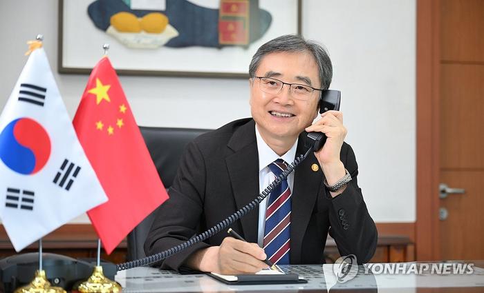 韩国外长赵显将访华,韩媒称“打破惯例”