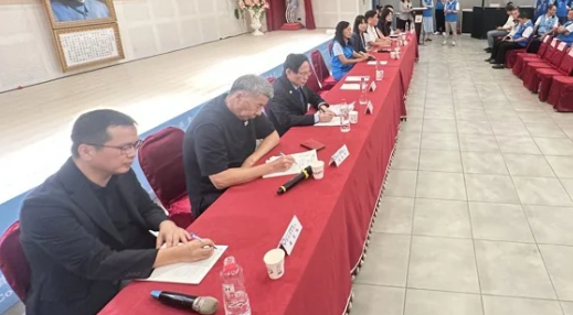 国民党主席选举6名候选人首度同台，两岸对话、核能议题成焦点
