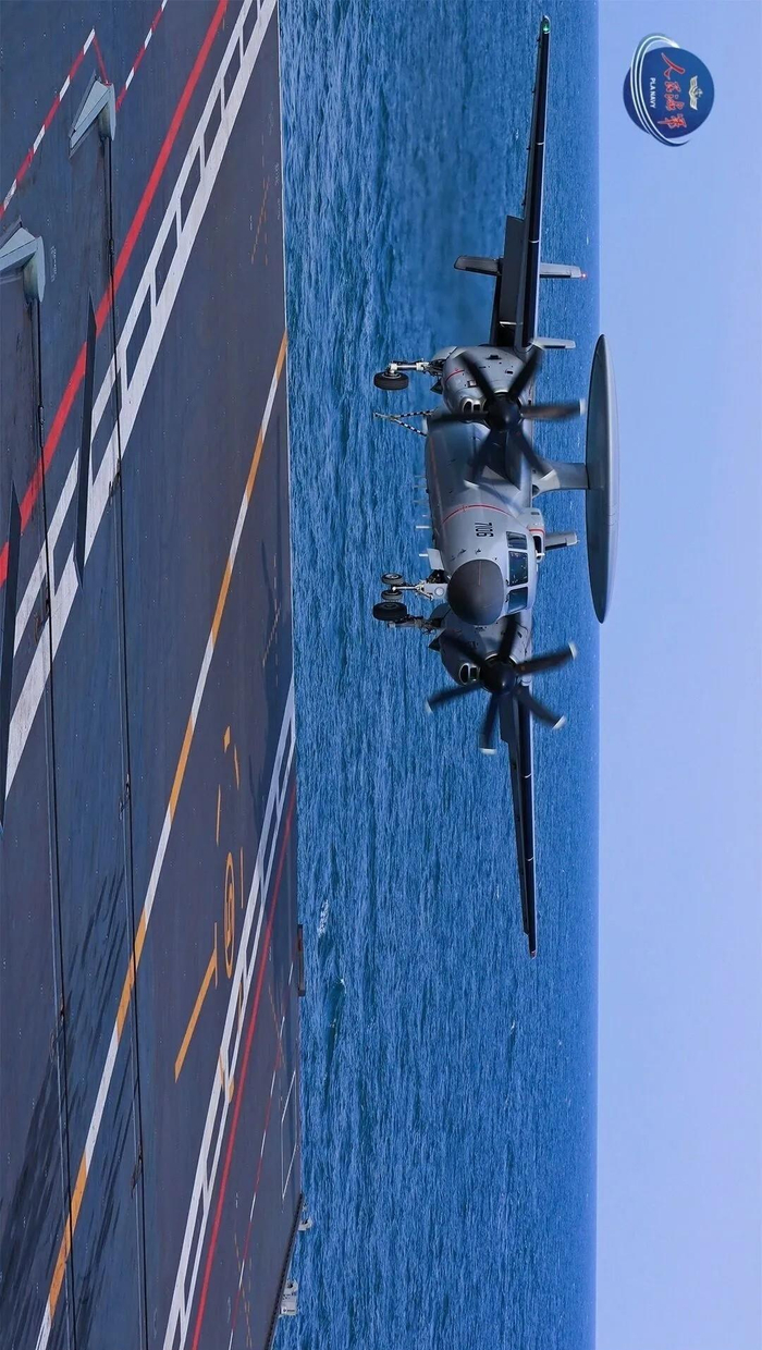 首次亮相阅兵半个月后，空警-600福建舰弹射画面公布