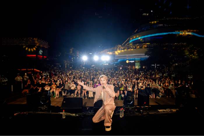 音乐现场治愈 w700d1q75cms.jpg?by=cms_fixed_width