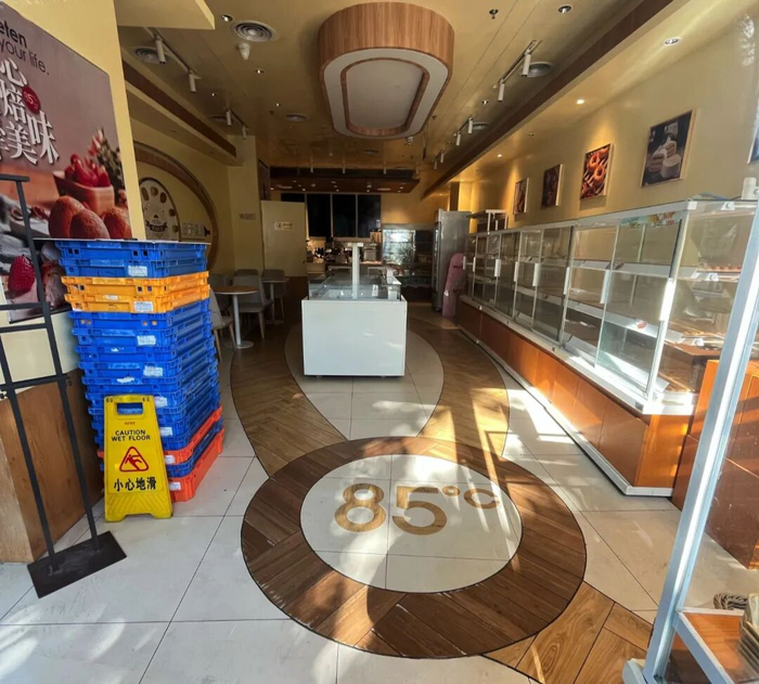 曾红极一时的咖啡品牌,北京仅剩1家店!今年将关掉40多家门店,上半年大陆市场亏损约4600万元