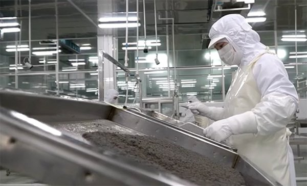美媒:中国鱼子酱和鹅肝震撼全球美食界,这正是中国政策的成果
