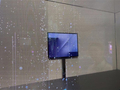 华为唯一对手:三星三折叠屏实机首次公开展出!采用内折方案