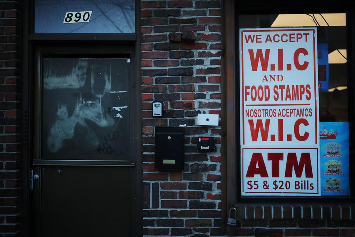 政府“停摆”致暂停食品援助 美多州提起诉讼