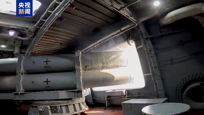 俄太平洋舰队在日本海举行反潜演习