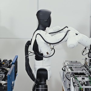 机器人 10分钟上岗 ,智元实现真机强化学习工业落地