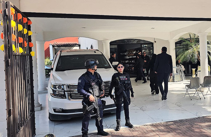 至少身中6枪，墨西哥又一市长遇害！墨总统强烈谴责