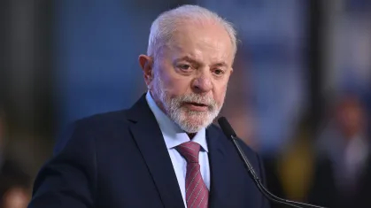 卢拉回应巴西警方剿匪行动致121人死亡:这是场“屠杀”,有必要展开调查