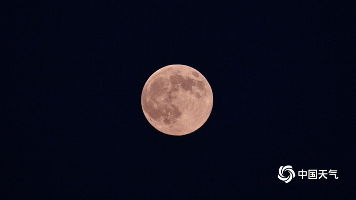 抬头看！第一波“超级月亮”美图来了